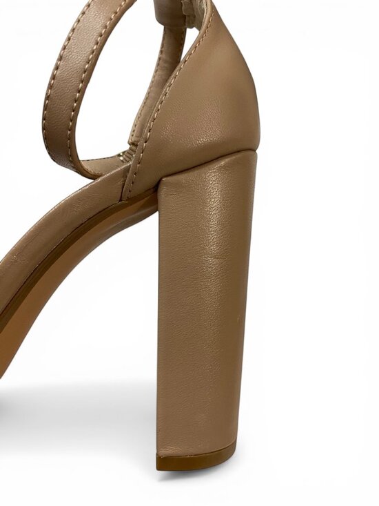 Steve Madden Carrson Heels Beige Ankle Strap Block Heel Womens 6.5M - Picture 10 of 13